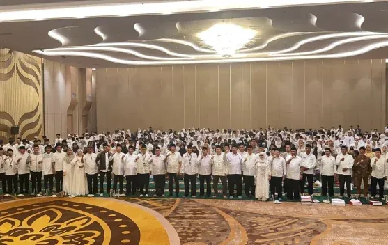 OJK Malang dan Baznas Gelar Edukasi Literasi Keuangan Syariah untuk 1.000 Anak Yatim dan Dhuafa