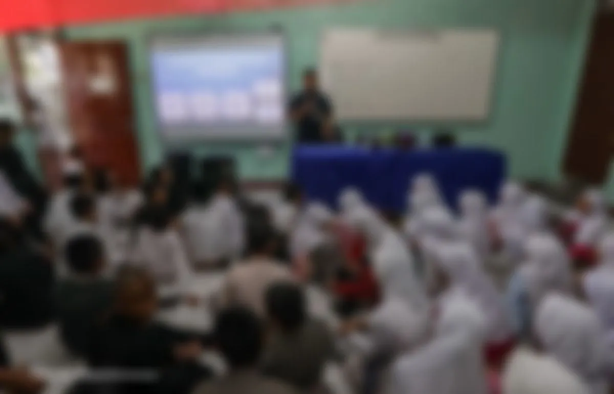 Tren Penggunaan Media Sosial dan Aplikasi Digital pada Anak hingga 2025: Akses, Perilaku, Durasi, dan Risiko