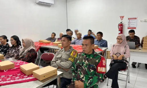 Polsek Bantul Kawal Sosialisasi Program Makan Bergizi di Trirenggo