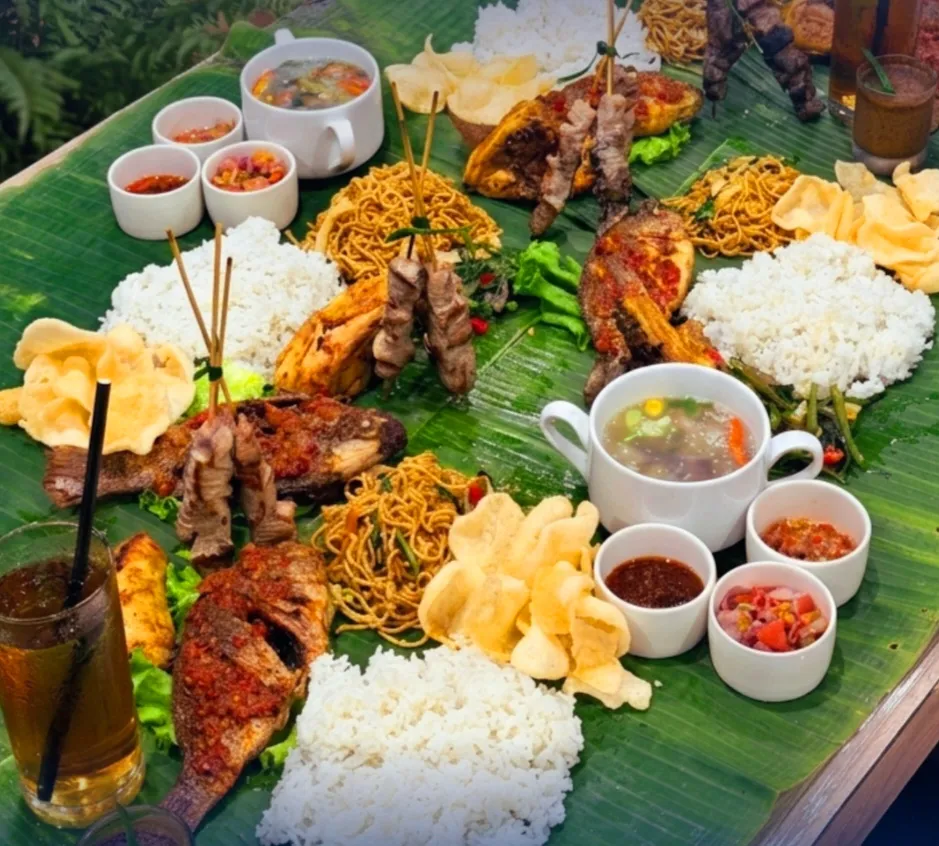 ASTON Gorontalo Luncurkan Paket Moela Kambungu, Sajikan Kuliner Khas Gorontalo untuk Makan Bersama