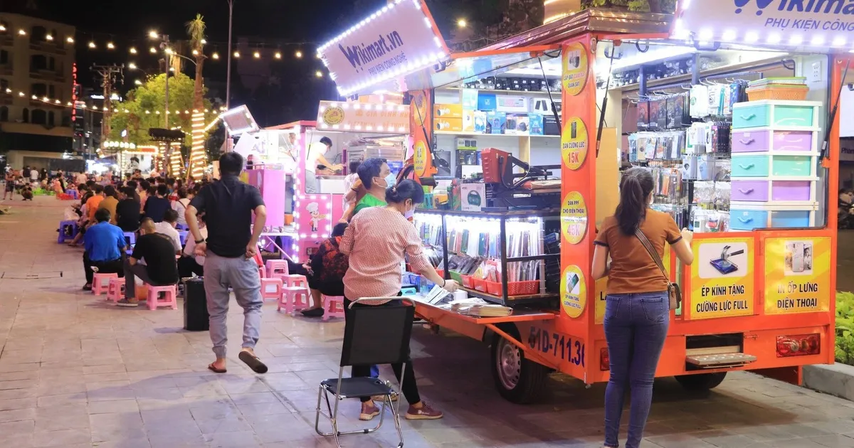 Pasar Malam Cho Lon Resmi Diluncurkan di Binh Tay, Ho Chi Minh City