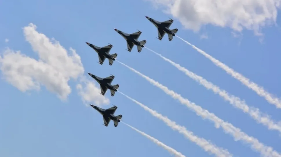 Cek Fakta: Video Viral Klaim Ratusan Jet Tempur Ukraina Menyerbu Iran Ternyata Rekayasa AI