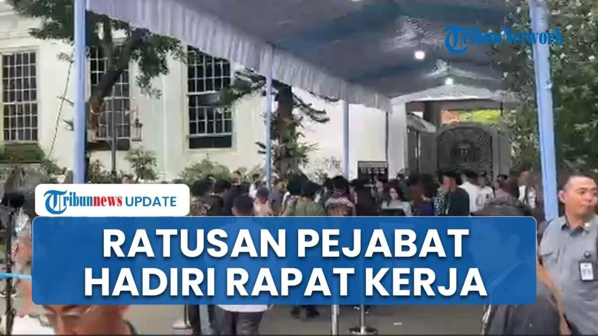 Ratusan Pejabat Datangi Istana untuk Rapat Kerja dan Taklimat Presiden Prabowo