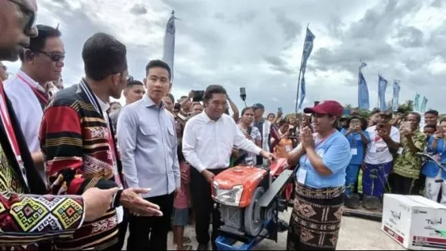 Dari Kupang ke Minahasa, Wapres Gibran Tinjau Pertanian Penopang MBG dan Melayat Korban Gempa