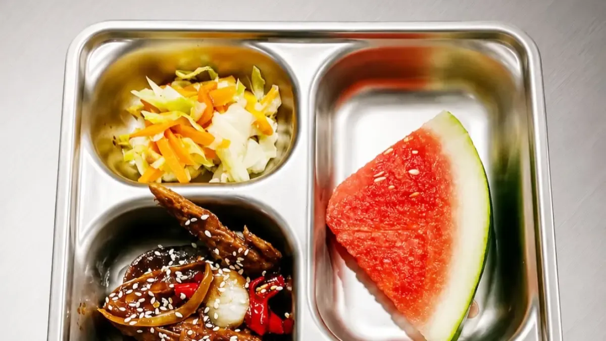 SPPG Yayasan Batu Emas Banyumulek Evaluasi Menu Mingguan untuk Jaga Mutu Program MBG