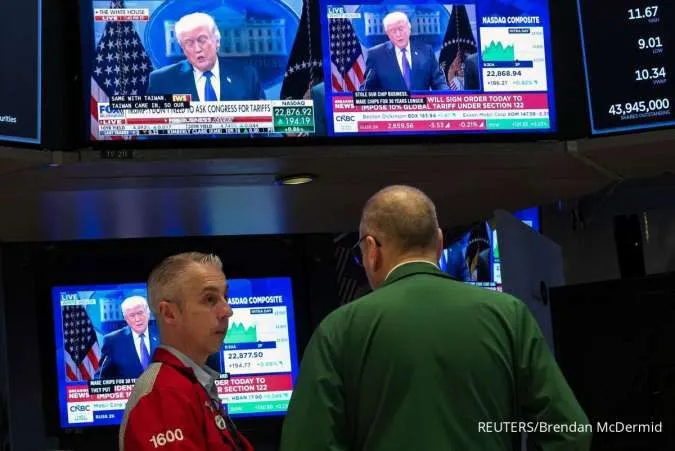 Bursa Global Melemah, Harga Emas Menguat di Tengah Ketidakpastian Tarif Trump