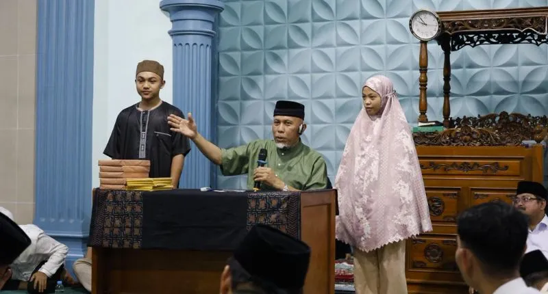 Safari Ramadan Pemprov Sumbar 2026 Ditutup di Dharmasraya, Mahyeldi Tekankan Penguatan Silaturahmi