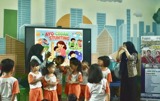 Mahasiswa USM Beri Edukasi Gizi Seimbang dan Pencegahan Stunting di TK Kebon Dalem Semarang