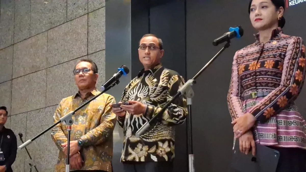 OJK Denda Pegiat Medsos BVN Rp5,35 Miliar atas Kasus Manipulasi Harga Saham