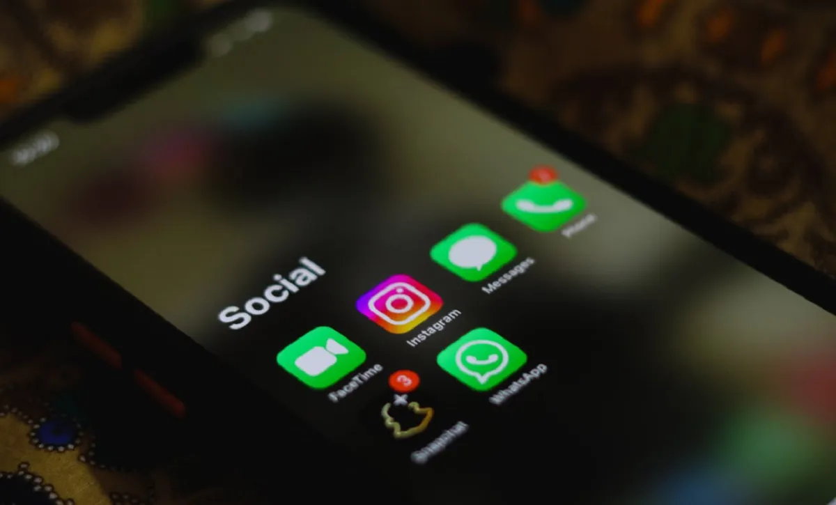 Enam Kebiasaan Sepele yang Diam-diam Menguras Kuota Internet