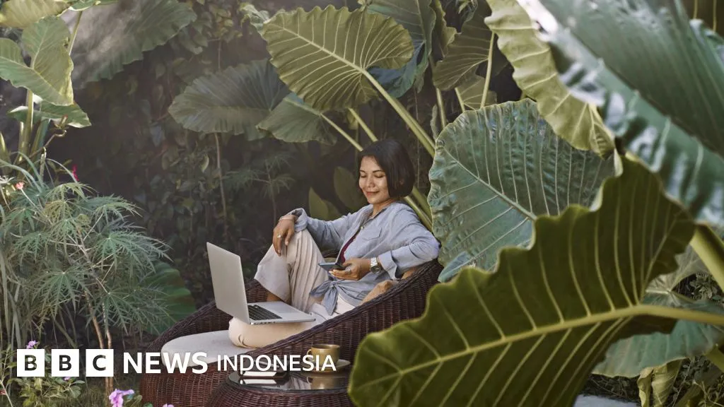 Mengenal Tren ‘Lazy Girl Job’ yang Viral di TikTok: Kerja Fleksibel, Stres Rendah, dan Gaji Layak
