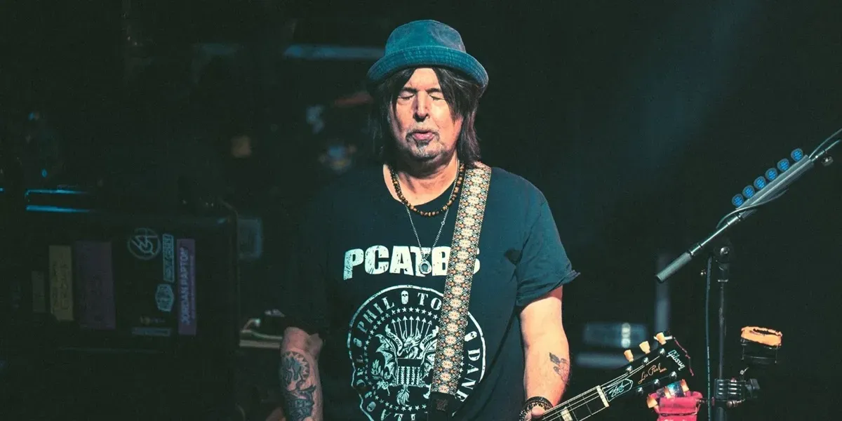 Gitaris Motörhead Phil Campbell Meninggal Dunia pada Usia 64 Tahun