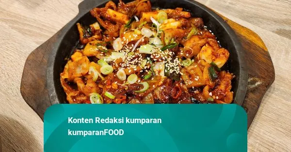 Menjajal Dakbal di Foodprint Grand Indonesia: Bumbu Gochujang Medok hingga Jjampong Seafood