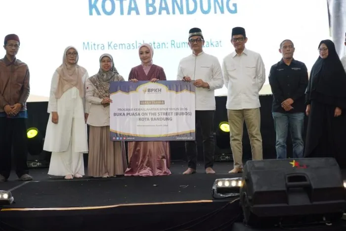 BPKH Bagikan 1.000 Paket Buka Puasa pada BUBOS 10 di Balai Kota Bandung