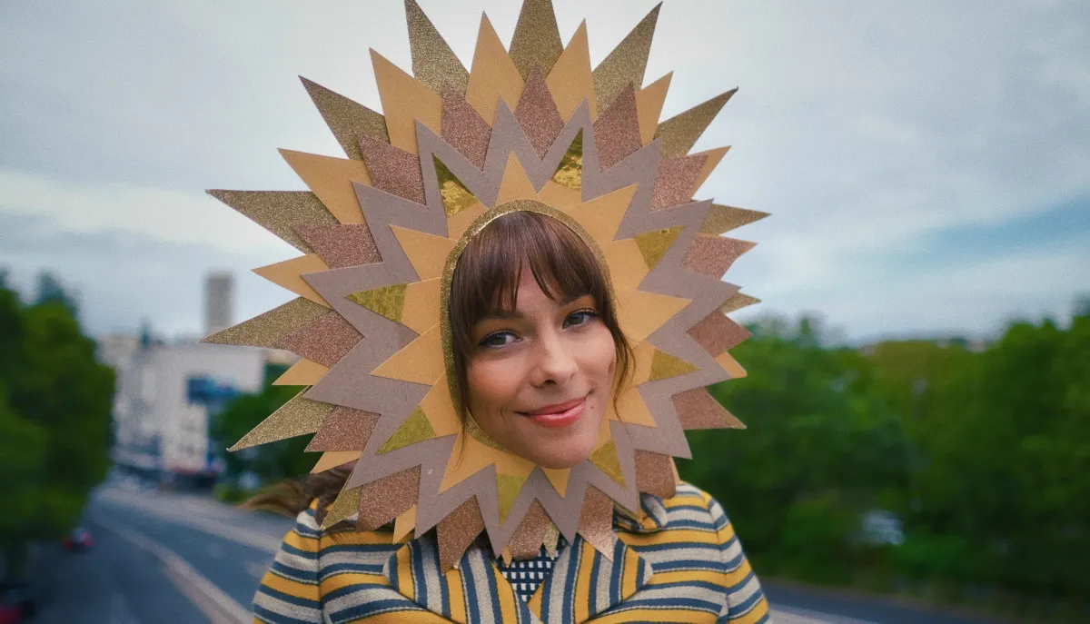 Lenka Rilis Single “Sunshine Girl”, Umumkan Album Baru “Good Days”