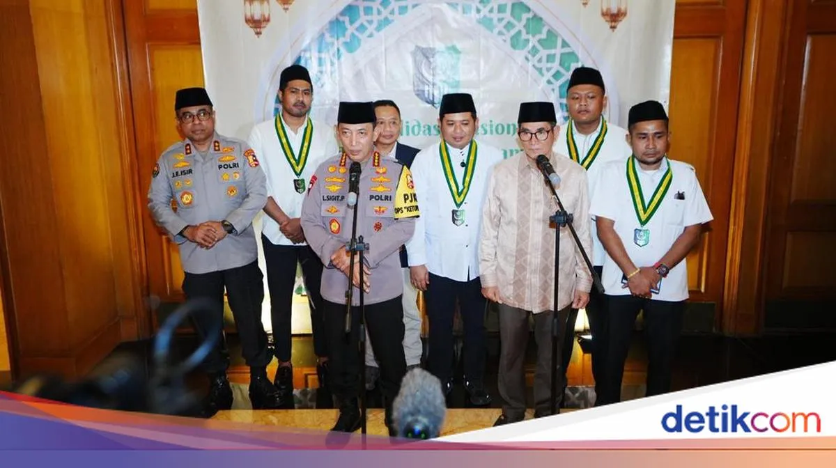 Kapolri Mengajak Mahasiswa Mendukung Kebijakan Pemerintah dalam Menghadapi Dampak Krisis Global