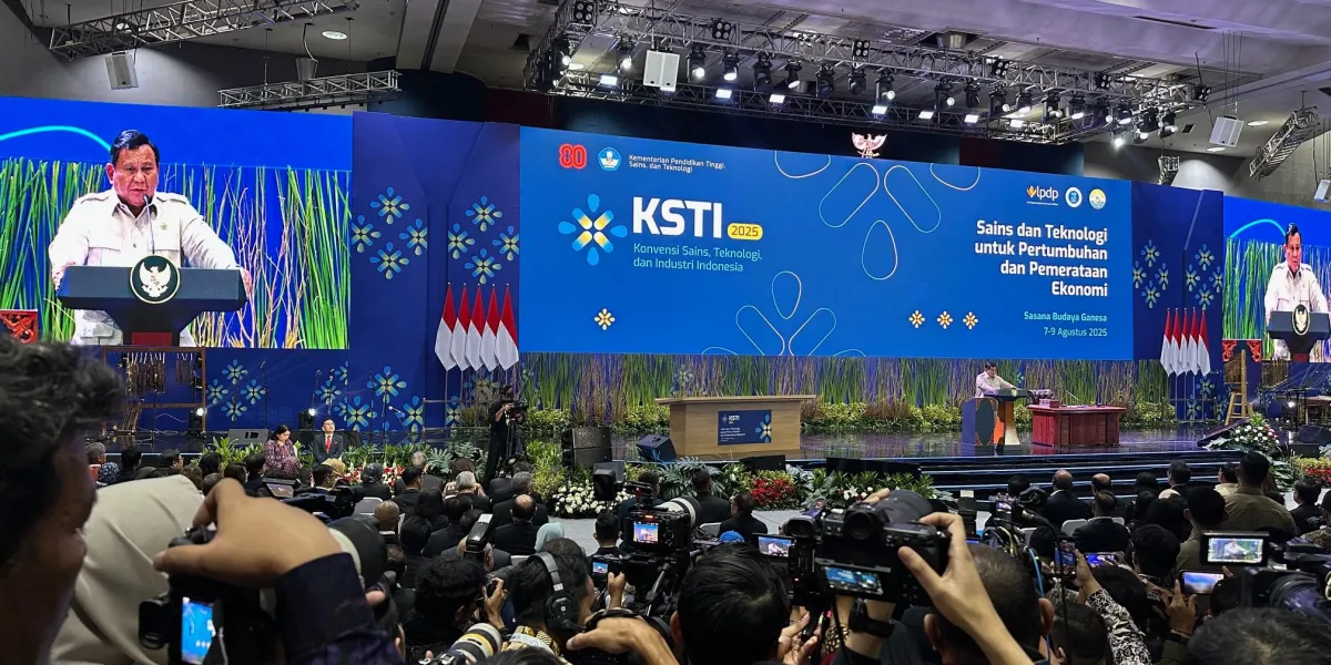 UNJ Ikut KSTI 2025 di ITB, Dorong Kolaborasi Riset dan Hilirisasi Inovasi