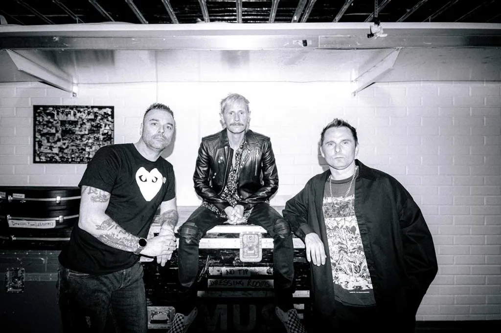 Muse Umumkan Album Ke-10 "The Wow! Signal", Diumumkan Lewat Peluncuran Tablet ke Ketinggian 33 Km