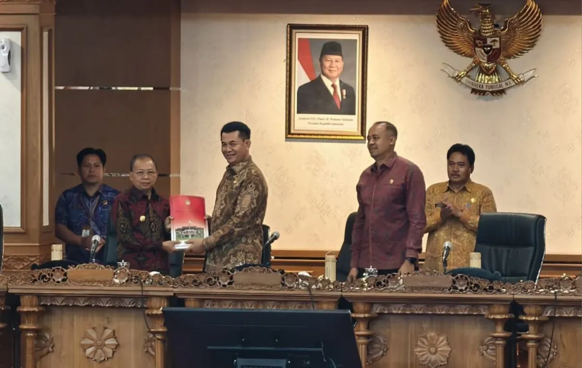 Pansus TRAP DPRD Bali Serahkan Empat Rekomendasi Tata Ruang, Aset, dan Perizinan kepada Gubernur Koster
