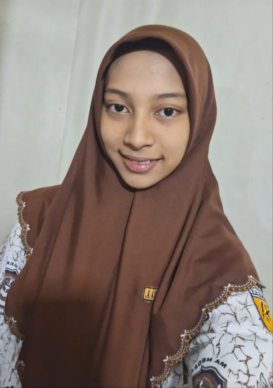Bersepeda Jadi Sumber Kebahagiaan Juara Kompetisi Sains Madrasah saat Persiapan Lomba Provinsi