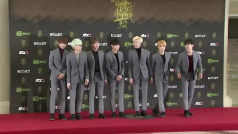 BTS Rilis Tujuh Versi Remix “Swim” dalam Album “Keep Swimming”