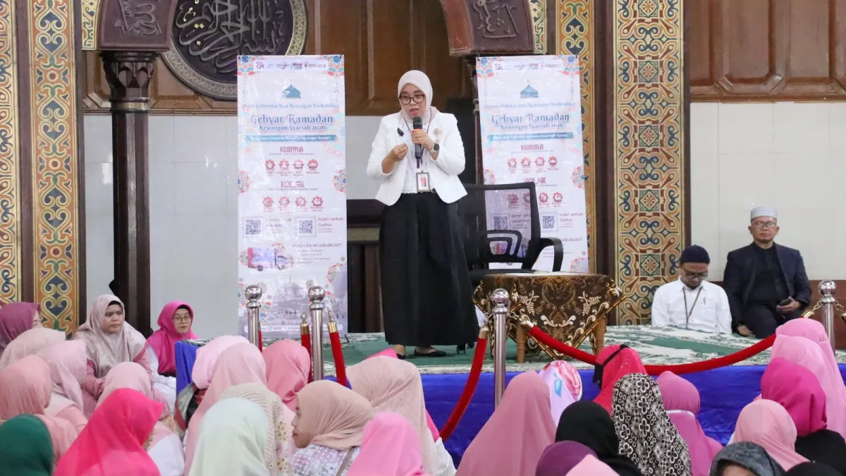 OJK Tasikmalaya Sosialisasikan Literasi Keuangan Syariah Lewat Tabligh Akbar di Masjid Agung