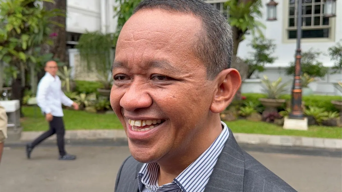 Klaim Bahlil Wajibkan Warga Pakai Motor Listrik dan Usir yang Menolak Disebut Hoaks