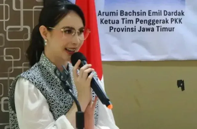 Arumi Bachsin: Perempuan Perlu Bijak Mengakses Internet dan Menyaring Informasi