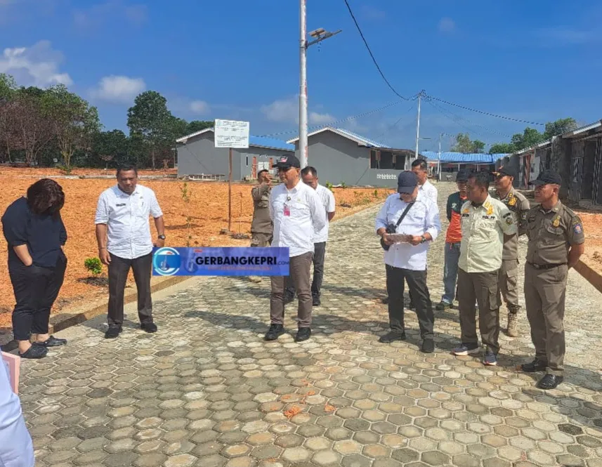 Pemkab Karimun Tertibkan Dugaan Pelanggaran di RTH Bantaran Danau, Pembongkaran Disiapkan Jika Abaikan Peringatan