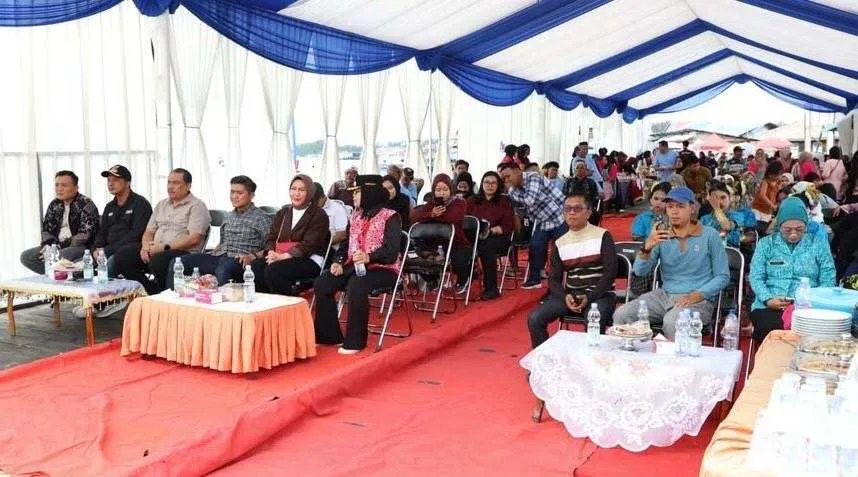 Ketua DPRD Bontang Apresiasi Festival Kuliner Bawis di Berbas Pantai
