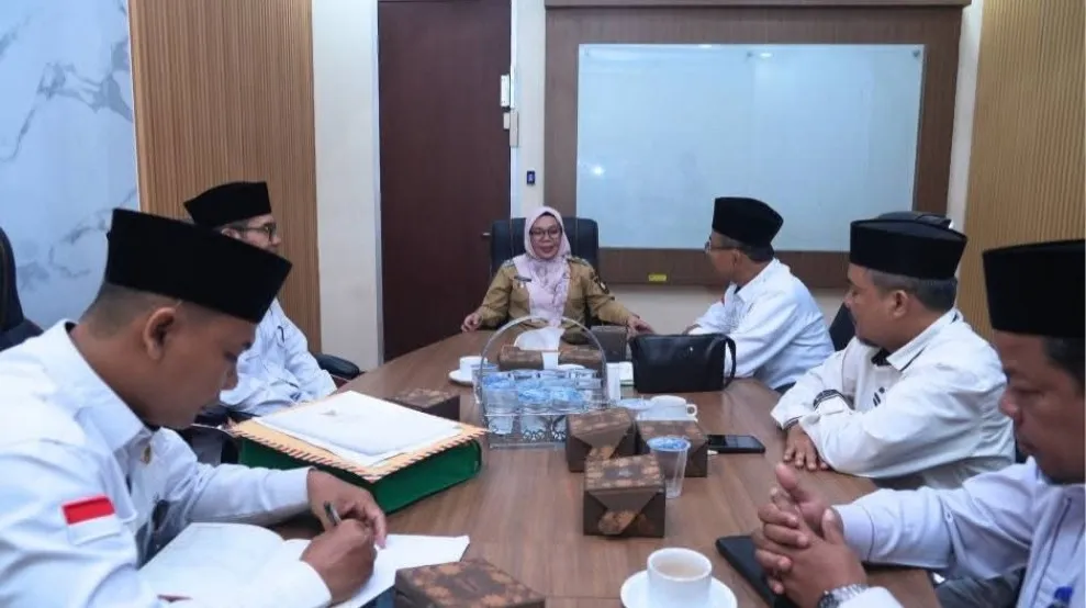 Wabup Kampar Terima Laporan ZIS 2025 dari Baznas, Tekankan Transparansi dan Akuntabilitas
