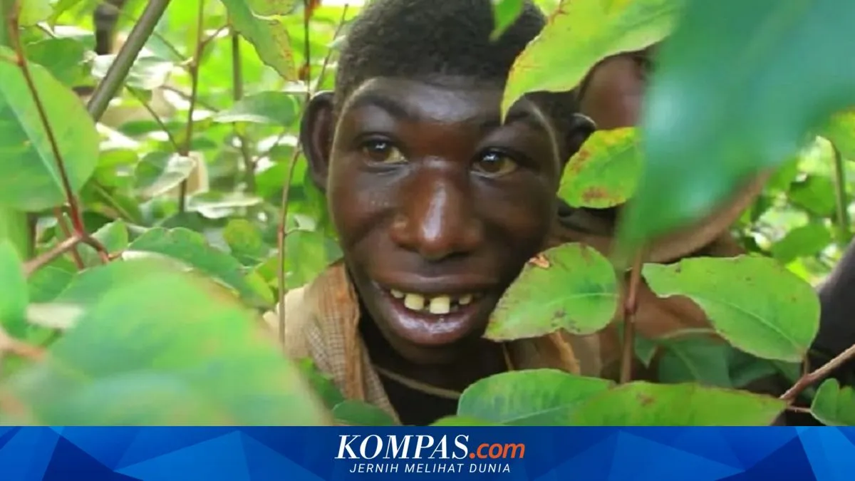 Kabar Dunia Sepekan: Zanziman Ellie Dijuluki “Mowgli Dunia Nyata”, Tim Komunikasi Biden Seluruhnya Perempuan, hingga Mantan Pramugari Jual Elpiji