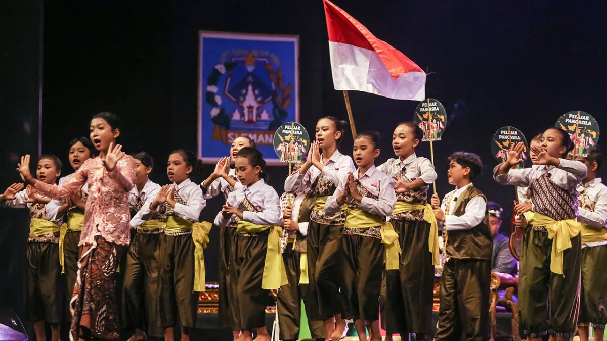 Festival Langen Carita di Sleman Ajak Siswa SD Mengapresiasi Sastra dan Seni Budaya Jawa