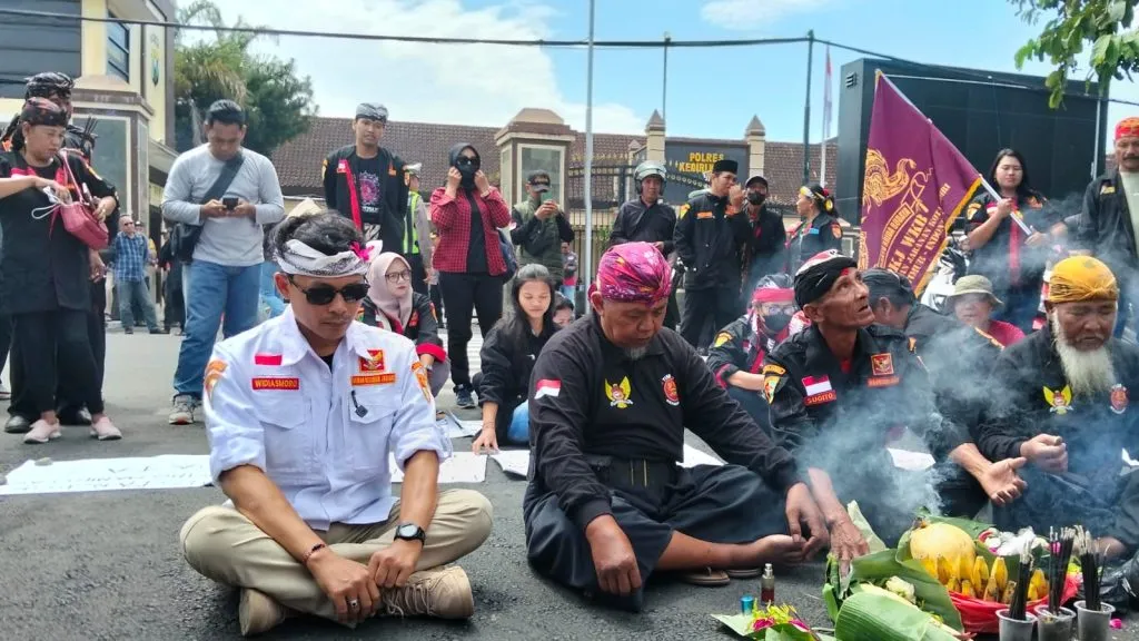 Seniman Jaranan Kediri Gelar Aksi, Desak Audit Anggaran dan Evaluasi Disbudparpora