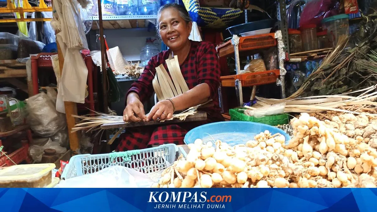 Siti, Penjual Empon-Empon di Pasar Sayur Magetan, Bertahan di Tengah Perubahan Kebiasaan Memasak