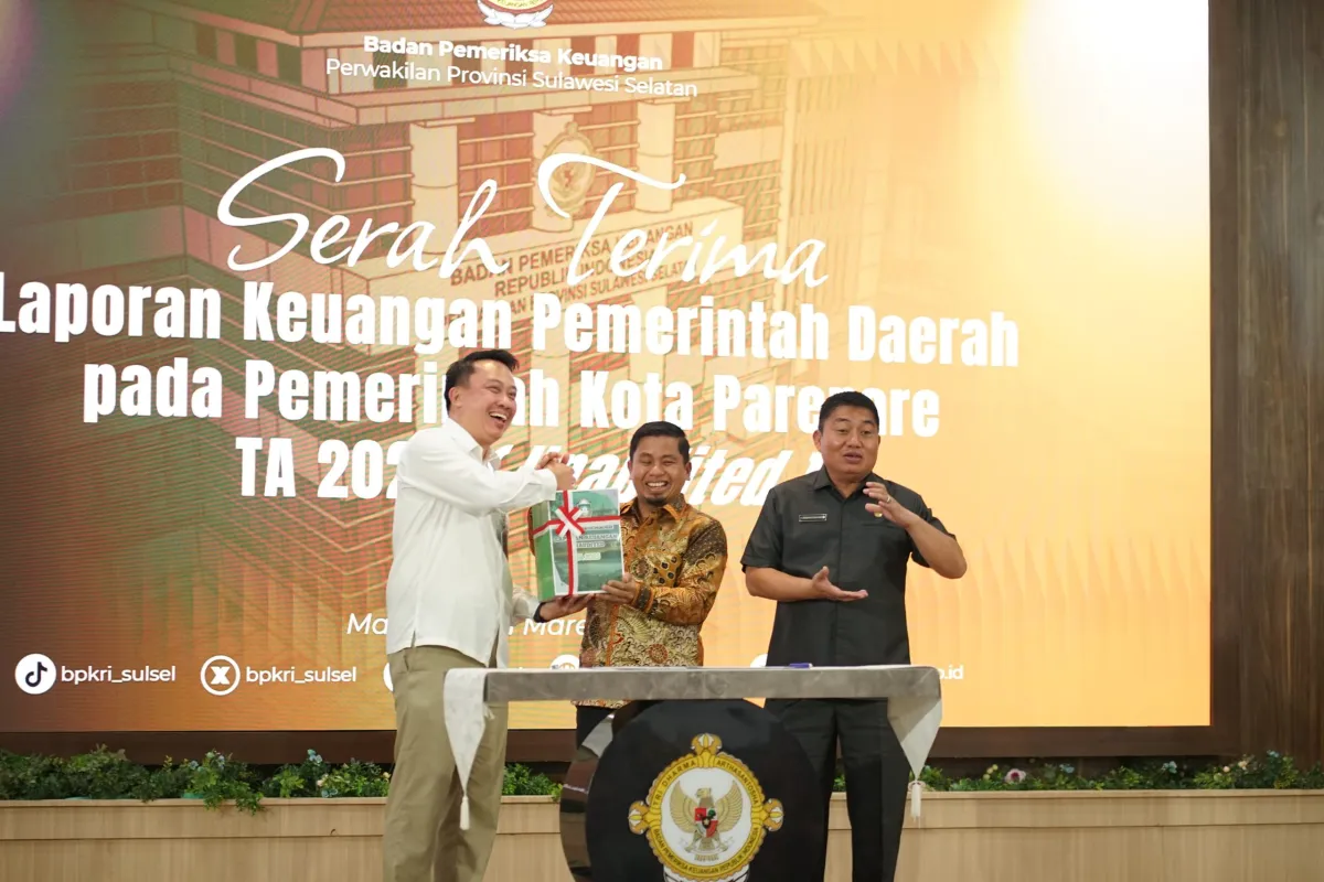 Wali Kota Parepare Serahkan LKPD Unaudited 2025 ke BPK Sulsel