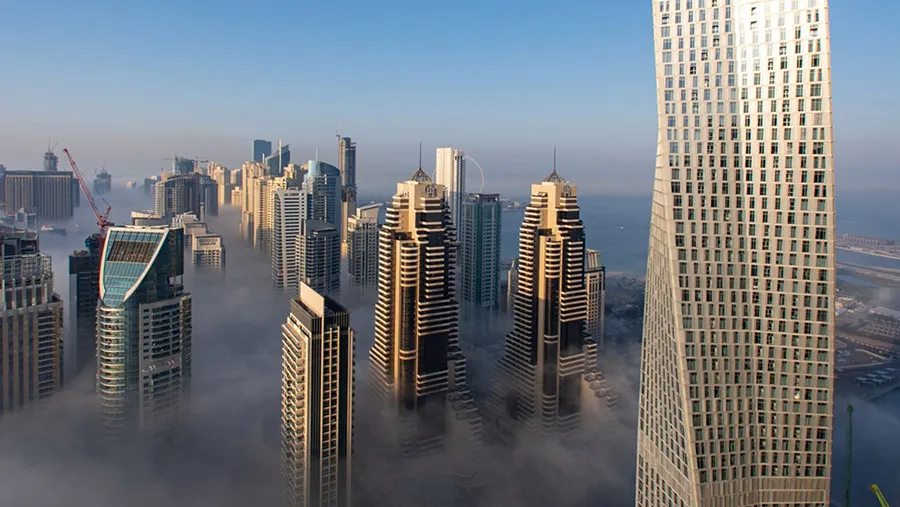 Rudal Iran Melintas di Atas UEA, Uji Citra Dubai dan Abu Dhabi sebagai Pusat Keuangan Aman