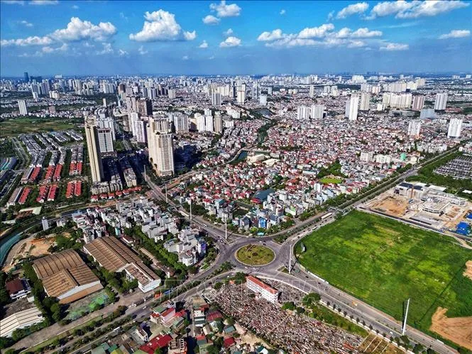Properti Vietnam 2026: Kredit Bank Makin Ketat, Pengembang Beralih ke Pasar Modal