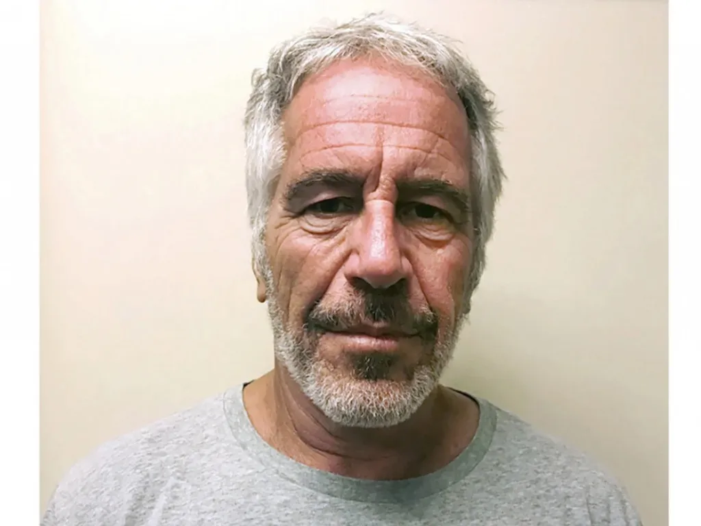 Skandal Jeffrey Epstein Akan Diangkat ke Serial Drama, Laura Dern Perankan Jurnalis Julie K. Brown