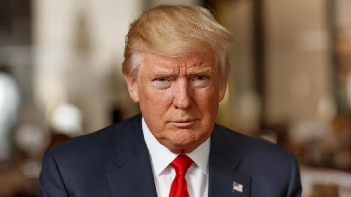 Trump Kritik Paus Leo XIV, Tuding Pemimpin Katolik Punya Agenda Politik