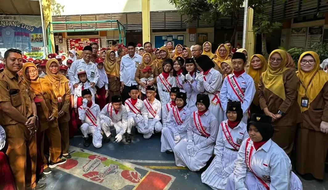 Siswa SD-SMP di Surabaya Kembali Masuk Sekolah Usai Libur Lebaran, Dispendik Tekankan Disiplin dan Pembatasan Gawai