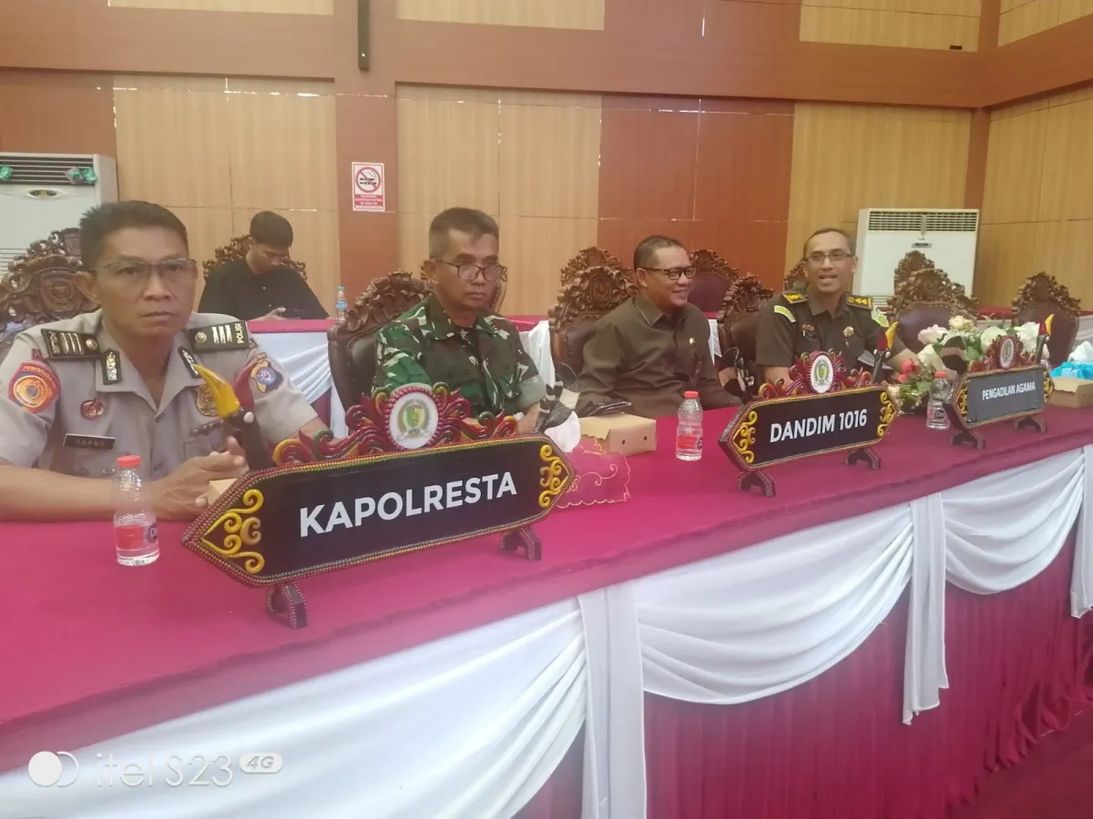 Polresta Palangka Raya Hadiri Rapat Paripurna DPRD, Tegaskan Dukungan Stabilitas Daerah