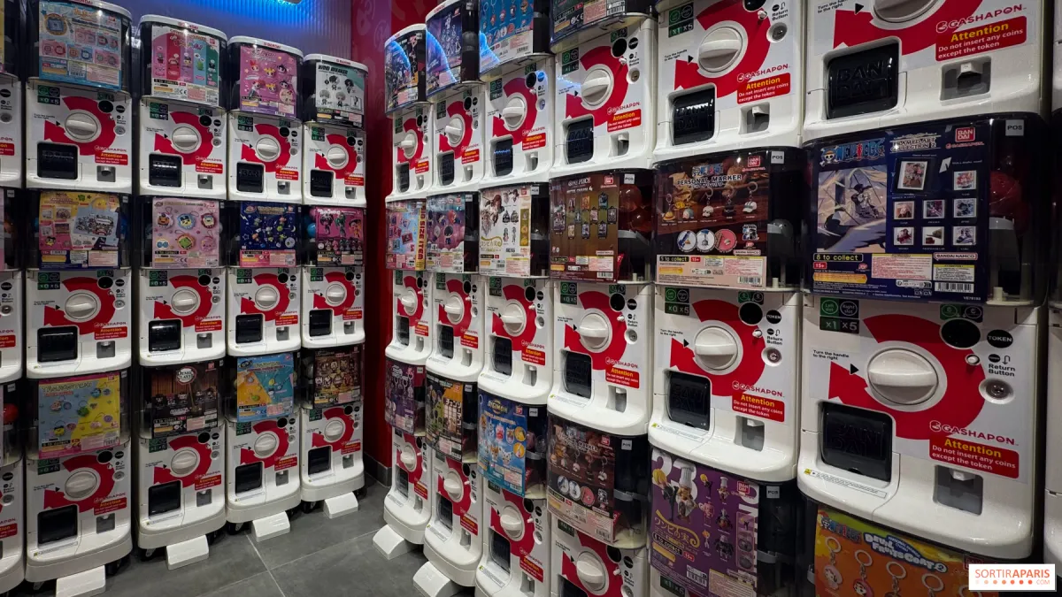 Pop-up Gashapon dengan 300 Mesin Kapsul Jepang Dibuka di Rue de Rivoli, Paris