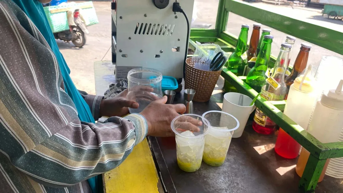 Es Kuwut Bali Mulai Rp5 Ribu di Tayu Pati, Diminati Anak Muda