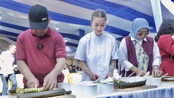 12.000 Porsi Lontong Sukadana Disajikan di Kalbar Food Festival ke-7, Gubernur Norsan: Kuliner Bagian dari Budaya