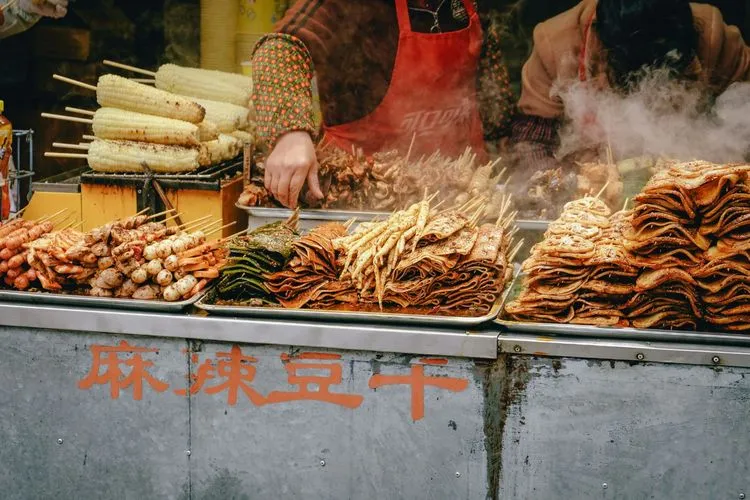Mi Zhajiangmian dan Teh Oolong Persik Viral Setelah Dikunjungi Jensen Huang