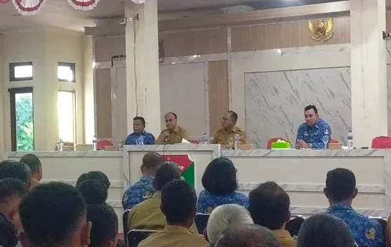 Bupati Sumba Barat Minta RAPBDes 2026 Dikelola Transparan, Temuan Audit Harus Dituntaskan