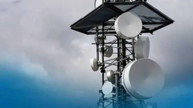 Kemkomdigi Rencanakan Seleksi Frekuensi 700 MHz dan 2,6 GHz pada 2026