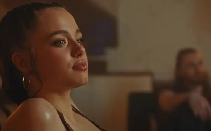 Shiloh Jolie Tampil Sekilas dalam Teaser Video Musik K-Pop Dayoung