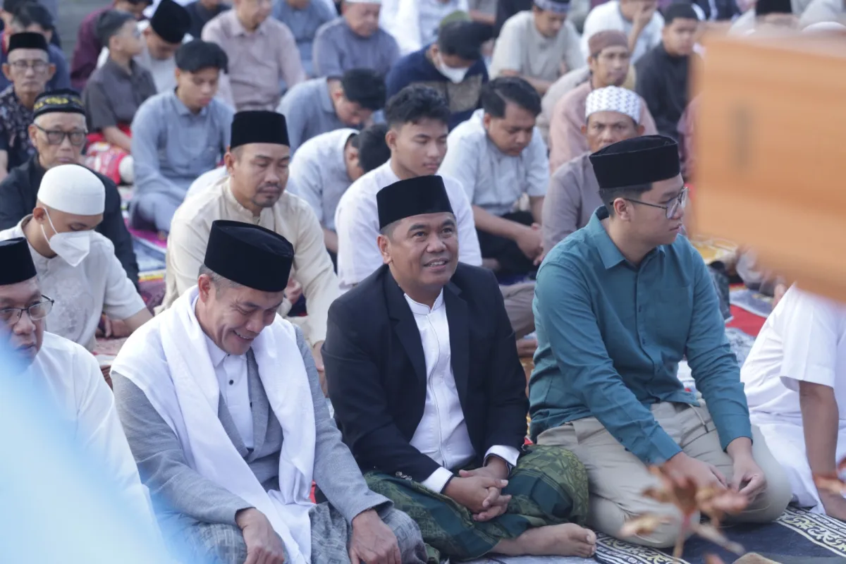Khutbah Idulfitri di Kampus Universitas Fajar Makassar Soroti Etika Bermedia Sosial